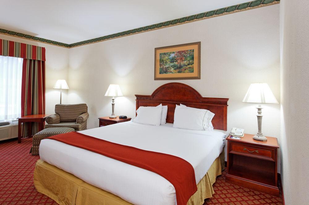 Holiday Inn Express & Suites Tupelo By Ihg Szoba fotó