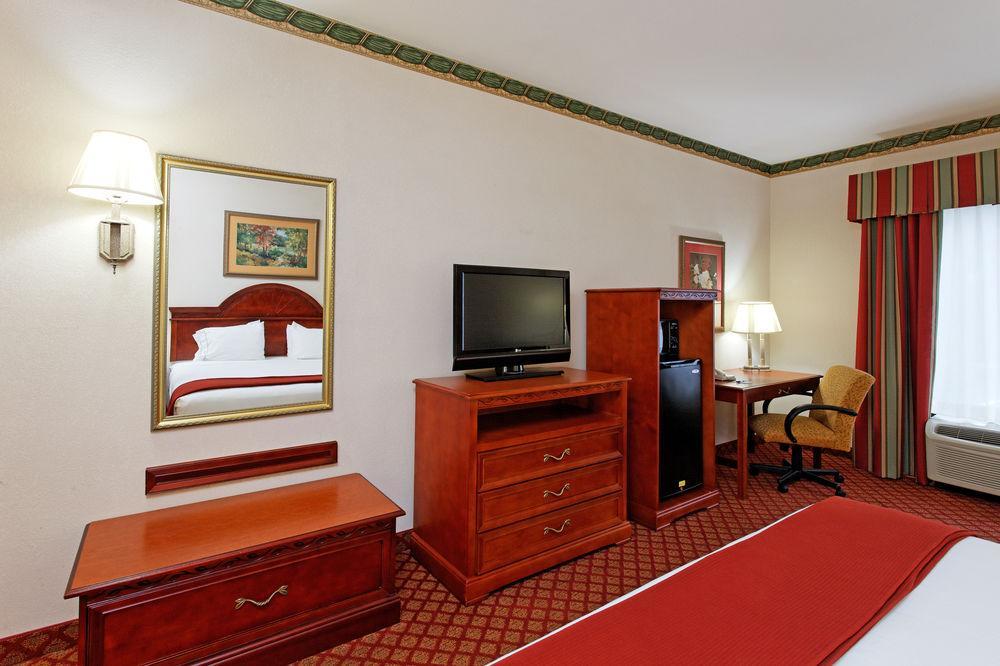 Holiday Inn Express & Suites Tupelo By Ihg Kültér fotó