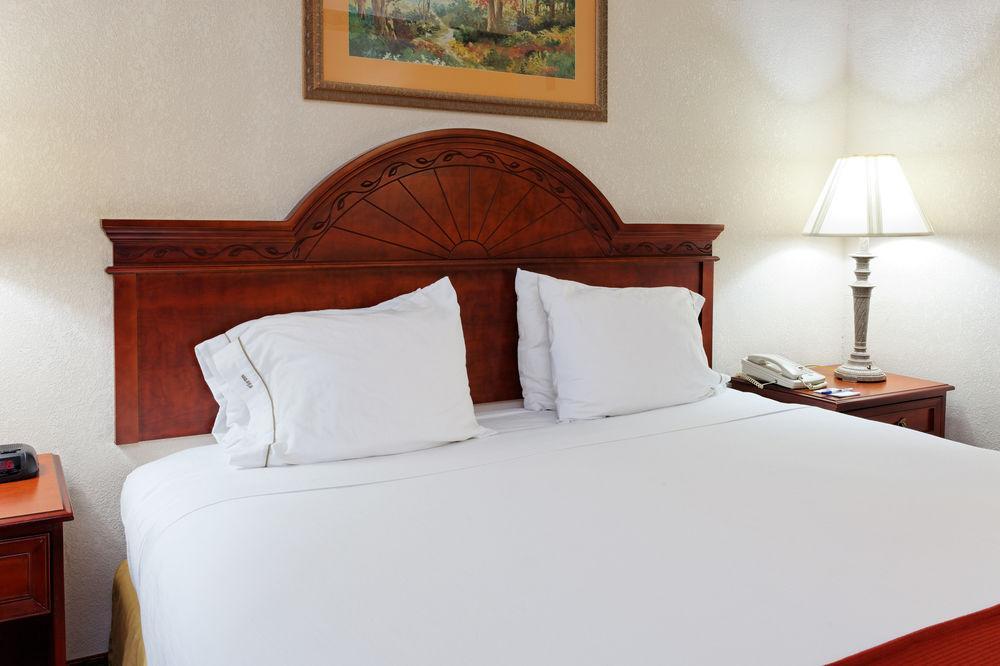 Holiday Inn Express & Suites Tupelo By Ihg Kültér fotó