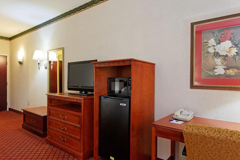 Holiday Inn Express & Suites Tupelo By Ihg Kültér fotó
