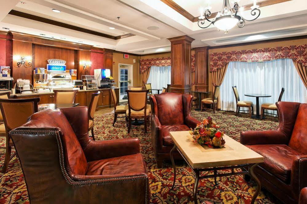 Holiday Inn Express & Suites Tupelo By Ihg Étterem fotó